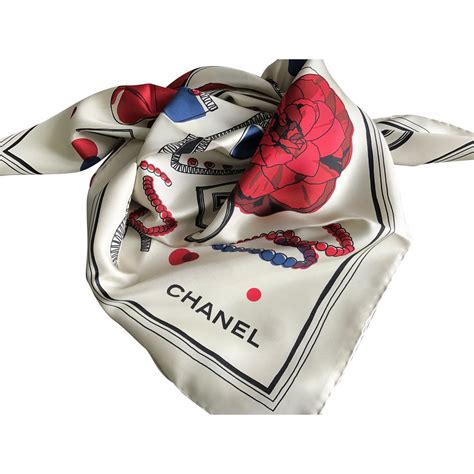 foulard femme soie chanel|Foulards .